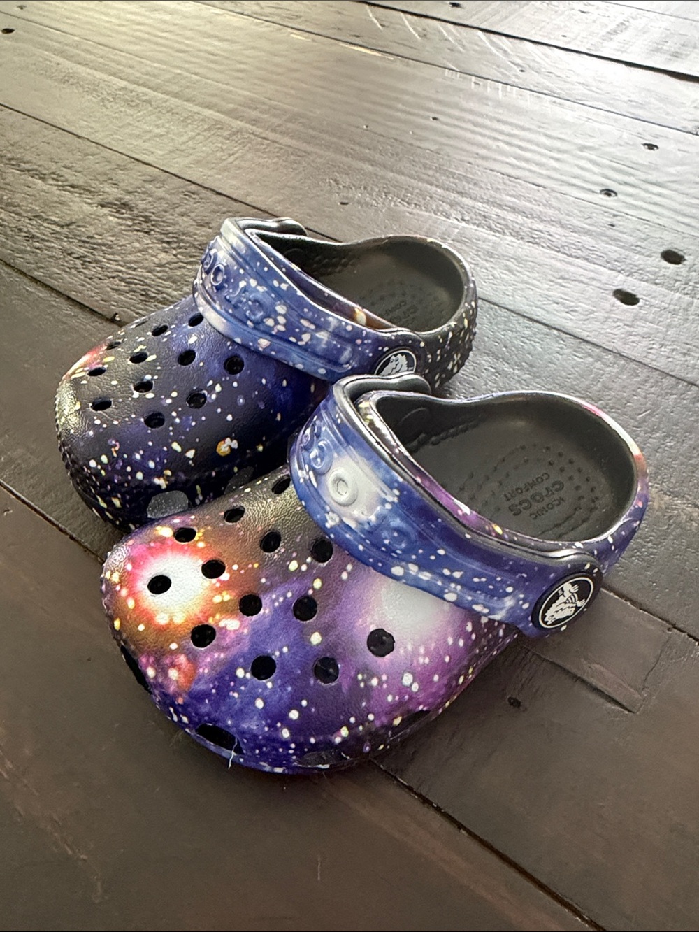 CROCS Kids Galaxy Print Classic Clog - Purple & Black